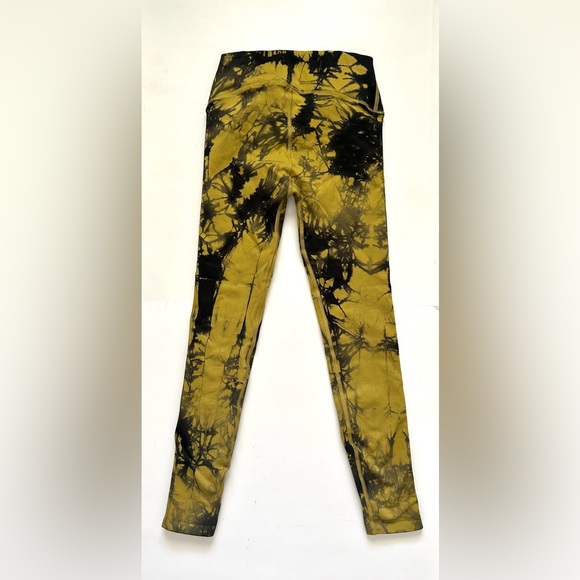GOOD AMERICAN Black & Yellow Tie Dye Seamless Leggings ~ 00/0 X-Small - Picture 2 of 7